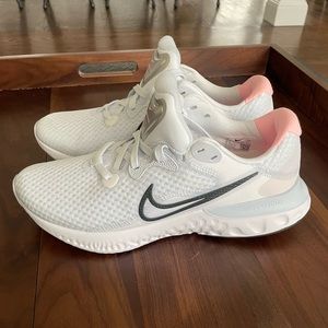 Nike Renew sneakers